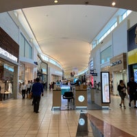 2/9/2020 tarihinde Spicytee O.ziyaretçi tarafından Memorial City Mall'de çekilen fotoğraf
