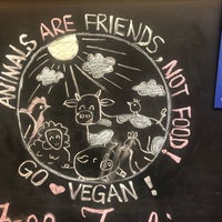 Снимок сделан в May Wah Vegetarian Market пользователем Ian Addison H. 10/27/2018