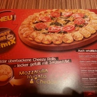 Photo taken at Pizza Hut by Peter R. on 9/22/2012