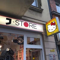 Photo taken at J-store by Claudio G. on 10/11/2014