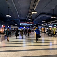 Photo taken at Bahnhofplatz by Juanis 💃🏻 on 3/23/2019