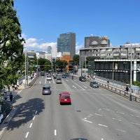 Photo taken at 渋谷区神園町歩道橋 by siyo on 6/4/2022