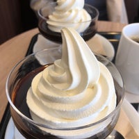 Photo taken at Caffè Veloce by Osamu W. on 4/13/2019