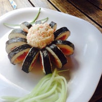 Foto tomada en The Sushi &amp;amp; Salads, Co  por Eliz S. el 9/26/2015