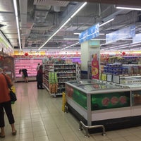 Photo taken at NTUC FairPrice by Nazree N. on 1/27/2017