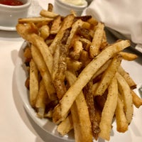 Photo taken at Ruth&amp;#39;s Chris Steakhouse by Wolfram on 6/6/2022