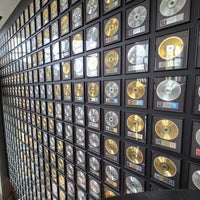 รูปภาพถ่ายที่ Country Music Hall of Fame &amp;amp; Museum โดย Edward F. เมื่อ 4/5/2024