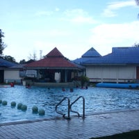 Perdana Beach Resort Swimming Pool