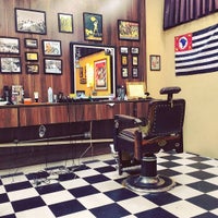 Photo taken at Barbearia 9 de Julho by Ciro V. on 9/28/2016