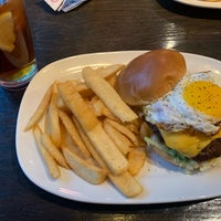 Photo taken at Red Robin Gourmet Burgers and Brews by Thomas P. on 12/1/2023
