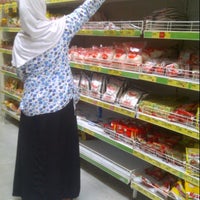 Review Giant Hpermart Pondok Candra