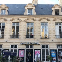 Photo taken at Café de la Gare by Christian L. on 11/3/2018