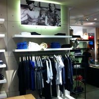 Photo taken at Guess by Дмитрий D. on 1/14/2013