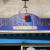 รูปภาพถ่ายที่ WiFi Bar Ponte Parodi โดย Roberto S. เมื่อ 9/17/2012