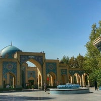 Photo taken at Tarbiat Modares University Mosque | مسجد دانشگاه تربیت مدرس by Hossein S. on 10/11/2015