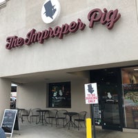 7/22/2018 tarihinde Marty N.ziyaretçi tarafından The Improper Pig'de çekilen fotoğraf