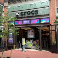 Crocs store boulder hotsell
