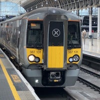 Photo taken at Platform 6 (Heathrow Express) by Kane S. on 8/18/2023