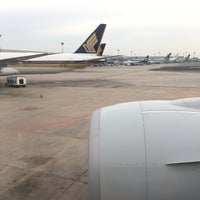 Photo taken at SQ002 SIN-HKG-SFO / Singapore Airlines by Kane S. on 2/22/2017