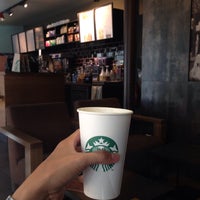 Photo taken at Starbucks by Truong B. on 8/6/2017
