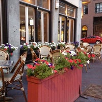 8/1/2013にEric A.がVintage Restaurant and Loungeで撮った写真