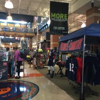 Photo taken at DICK&amp;#39;S Sporting Goods by Eric A. on 9/7/2015