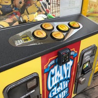 Photo taken at Giant Claw Game by Eric A. on 4/16/2018