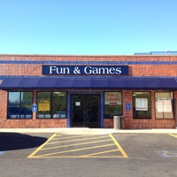 Foto diambil di Fun and Games oleh Eric A. pada 12/15/2012