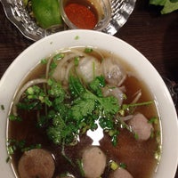 Foto scattata a Asian Soupe da Kathleen il 12/19/2015