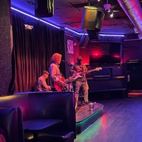 Photo taken at Blondie&amp;#39;s Bar by Reyner T. on 5/31/2023