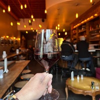 Foto scattata a Blush! Wine Bar da Reyner T. il 3/20/2023