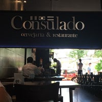 Foto diambil di Consulado Cervejaria &amp;amp; Restaurante oleh Joao Gabriel C. pada 10/6/2015