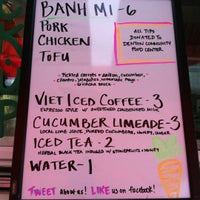 รูปภาพถ่ายที่ The Pickled Carrot Food Truck โดย FHop🎒🌐✈️ เมื่อ 10/6/2012