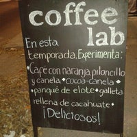 Foto diambil di Coffee Lab oleh Avenamar G. pada 10/30/2012