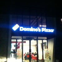 Review Domino's Pizza