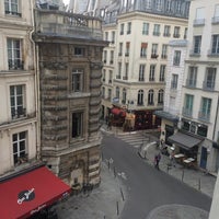 8/26/2015 tarihinde Doğucan Y.ziyaretçi tarafından Hôtel Konfidentiel'de çekilen fotoğraf