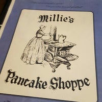 Das Foto wurde bei Millie&amp;#39;s Pancake Shoppe von Louie K. am 5/8/2016 aufgenommen