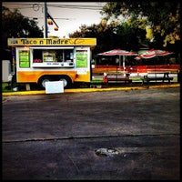 10/18/2012에 Andy H.님이 Taco N&amp;#39; Madre에서 찍은 사진