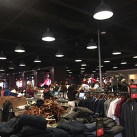 hollister livermore outlets