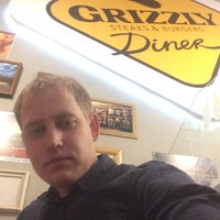 Photo taken at Grizzly Diner by Spikerphoto Y. on 6/22/2017