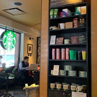 Photo taken at Starbucks by Agtiii B. on 6/28/2019