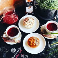 4/20/2018 tarihinde Igor K.ziyaretçi tarafından Traveler&amp;#39;s Coffee'de çekilen fotoğraf