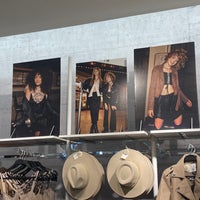 Photo taken at Forever 21 by Lars M. on 9/24/2022