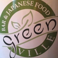 Foto scattata a Green Ville Bar &amp;amp; Japanese Food da Carlos A. il 10/31/2012
