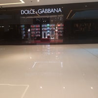 Photo taken at Dolce&amp;amp;Gabbana by Rogério S. on 10/26/2017