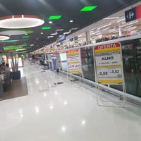Photo taken at Carrefour by Rogério S. on 1/31/2018