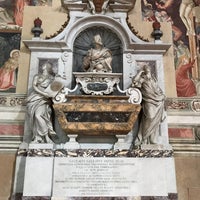 Photo taken at Basilica of Santa Croce by Ardvaark on 10/1/2016