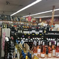 Photo taken at Vinnin Square Liquors by Volodymyr S. on 7/30/2018