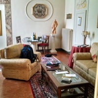 5/5/2014에 Joseph G.님이 Palazzo Magnani Feroni, all Suites에서 찍은 사진