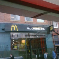 Photo prise au McDonald&amp;#39;s par A-Dogg P. le10/24/2012